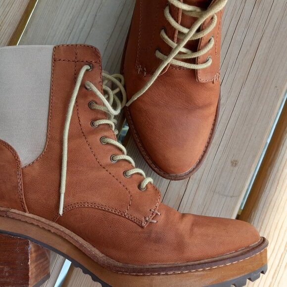 Kelsi Dagger Parkway Lace Up Leather Ankle Booties - Picture 9 of 10